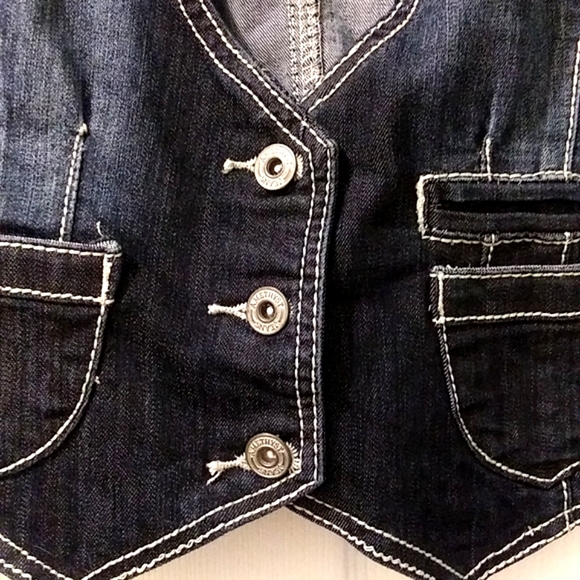 Amethyst Denim Vest - Picture 14 of 14